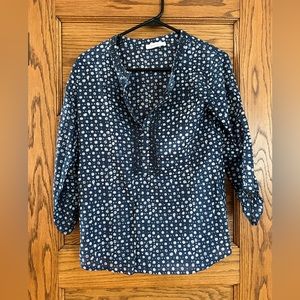 Blue and white 3/4 sleeve blouse
